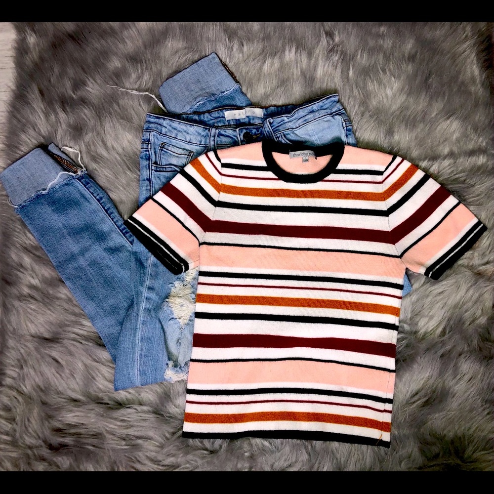 Stripped Short Sleeve Top